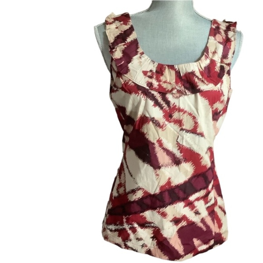 Ann Taylor classic ruffled neck sleeveless top burgundy patched pattern size 4